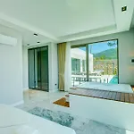 Villa Earth 7 - Planet Luxury *