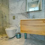 Earth 7 - Planet Luxury İslâmlar
