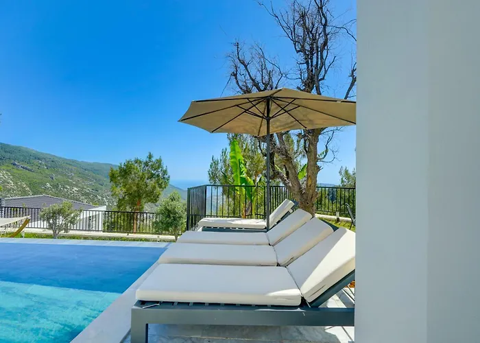 Earth 7 - Planet Luxury Villa