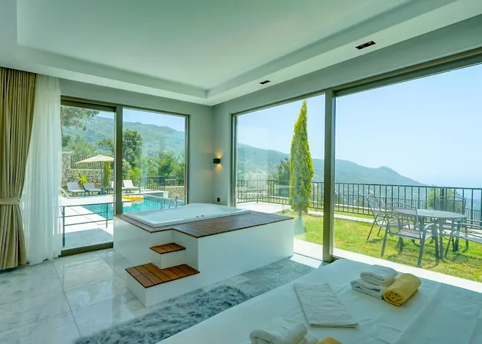 Earth 7 - Planet Luxury Villa *