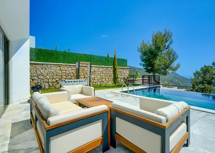 Earth 7 - Planet Luxury Villa